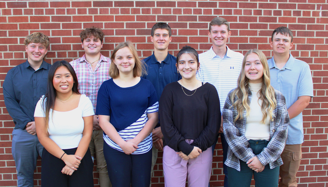 Lyon and Murray County CEO Class Photo